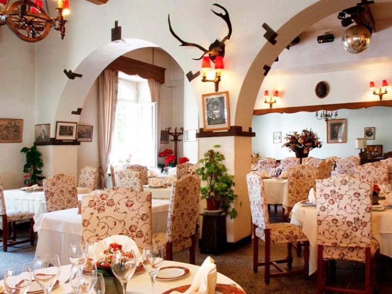 Hotel Logis Le Relais Imperial Saint-Vallier-de-Thiey Exterior foto